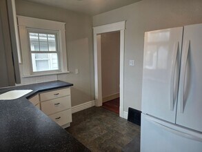 2226 Roger St in South Bend, IN - Foto de edificio - Building Photo