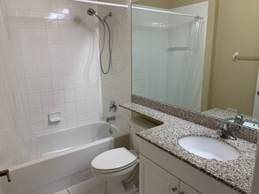 365 Stella Maris Dr N in Naples, FL - Building Photo - Building Photo