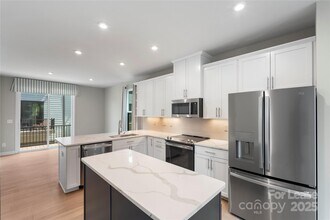 743 Anderson St in Charlotte, NC - Building Photo - Building Photo