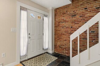 25 Munroe St in Newburyport, MA - Building Photo - Building Photo