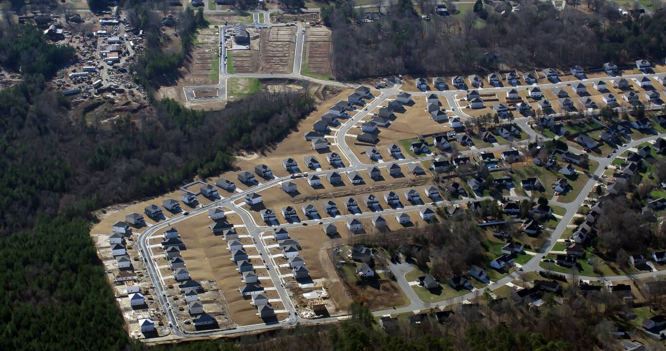 514 Winesap Dr in Graham, NC - Building Photo