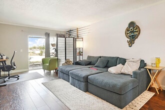 725 Hummingbird Way in North Palm Beach, FL - Building Photo - Building Photo