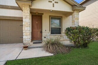 2507 Skybound in San Antonio, TX - Building Photo - Building Photo