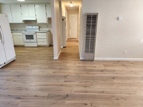 725 Pope Dr in Vallejo, CA - Building Photo - Building Photo