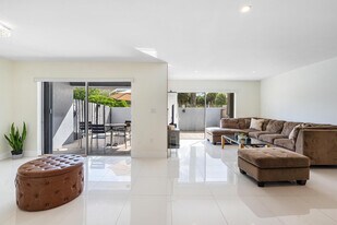 9703 SW 142nd Ct in Miami, FL - Building Photo