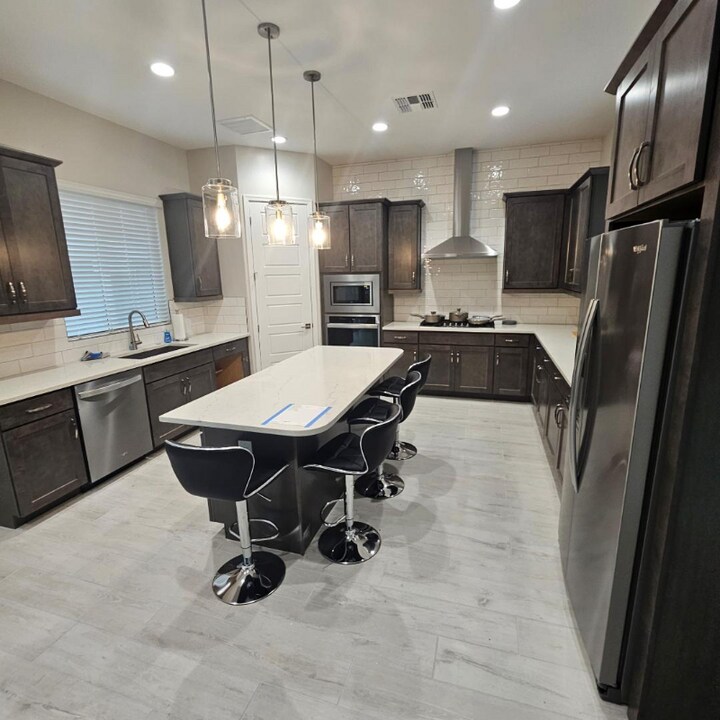 5117 E Danbury Rd in Scottsdale, AZ - Building Photo