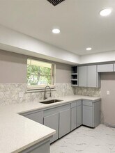 17903 Wild Oak Dr in Houston, TX - Building Photo - Building Photo