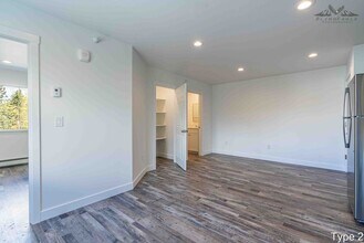 415 E Beaver Ave in Palmer, AK - Building Photo - Building Photo