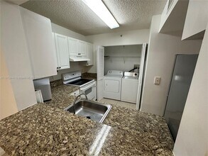 1450 SE 3rd Ave in Dania Beach, FL - Building Photo - Building Photo
