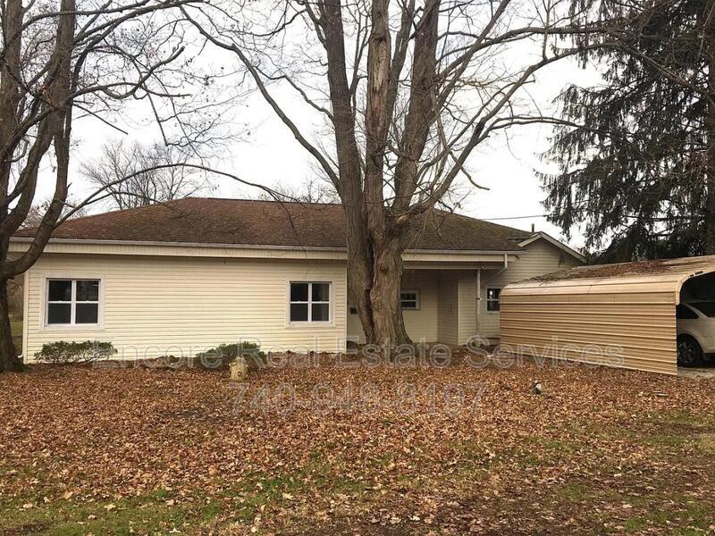 1013 Hollander St in Newark, OH - Building Photo