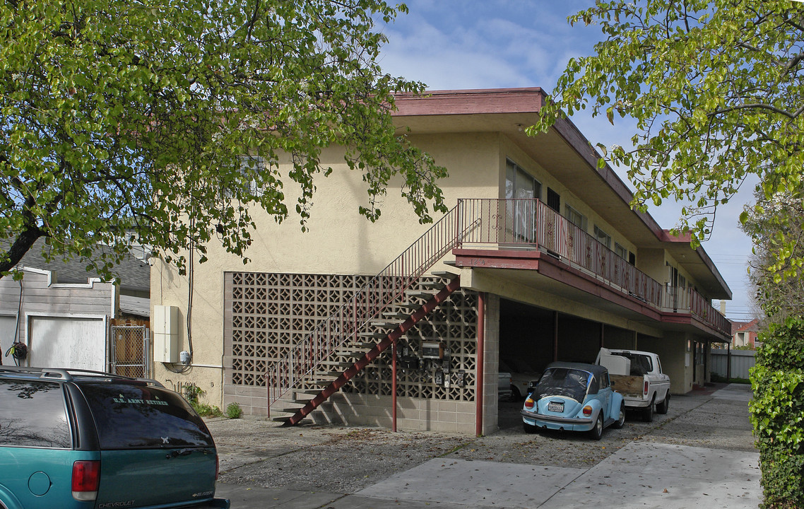 1274 63rd St in Emeryville, CA - Building Photo