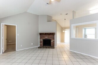 1503 Waxwing Ct in Arlington, TX - Building Photo - Building Photo
