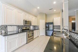 3714 Paigewood Dr in Pearland, TX - Building Photo - Building Photo