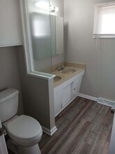 1909 SW Harp Pl in Topeka, KS - Building Photo - Building Photo