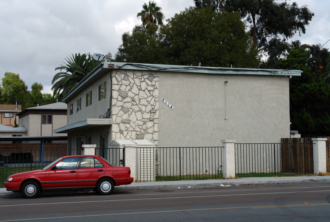 9114 Kenwood Dr in Spring Valley, CA - Building Photo