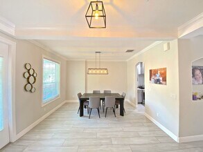 10015 Caroline Park Dr in Orlando, FL - Building Photo - Building Photo