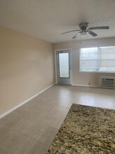 38 Kent C in West Palm Beach, FL - Building Photo - Building Photo