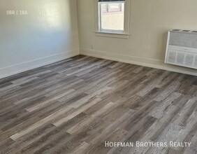 644 W 5th St in Los Angeles, CA - Foto de edificio - Building Photo