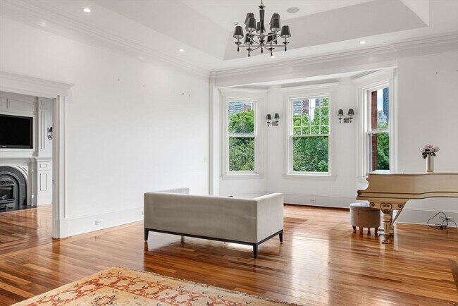 property at 261 Commonwealth Ave