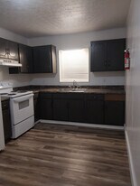 712 Old Roane St in Harriman, TN - Building Photo