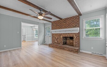 631 Luray Terrace in Chesapeake, VA - Building Photo - Building Photo