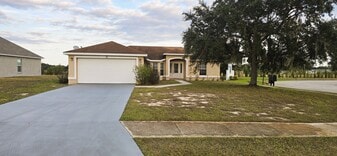 500 Central Rdg Ln in Frostproof, FL - Building Photo