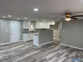 13584 Garden Way in Athens, AL - Building Photo - Building Photo