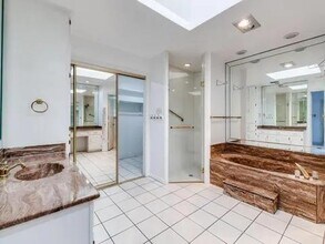 5910 Buffridge Trail in Dallas, TX - Building Photo - Building Photo