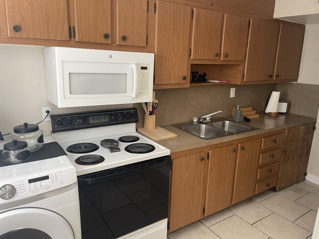 55 Needle Blvd in Merritt Island, FL - Building Photo - Building Photo