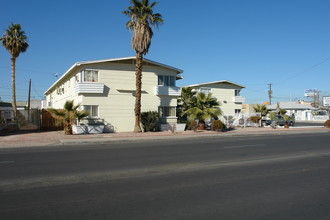 Esquire Apartment in Las Vegas, NV - Foto de edificio - Building Photo