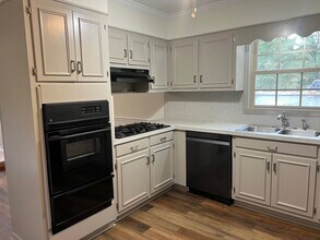 8505 Bells Ferry Rd in Canton, GA - Building Photo - Building Photo