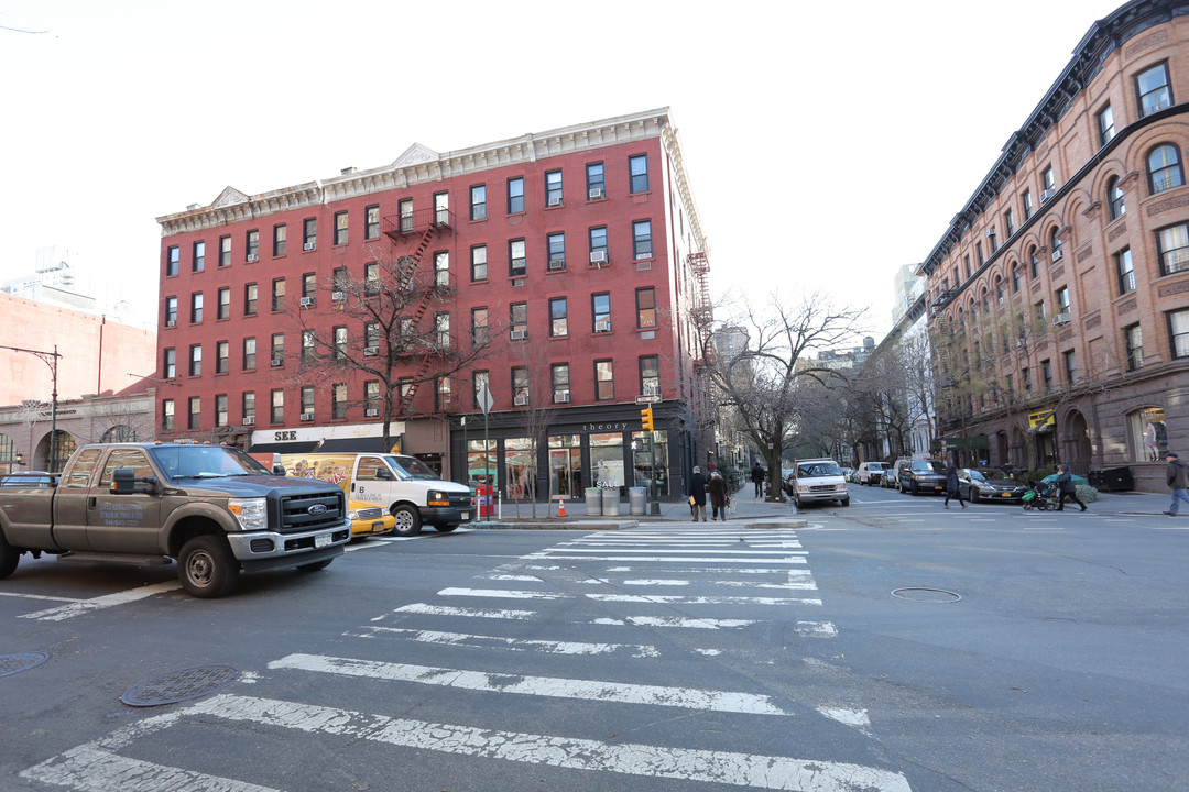 201 Columbus Ave in New York, NY - Building Photo