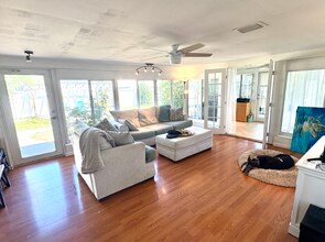 10595 104th Ave in Largo, FL - Building Photo - Building Photo