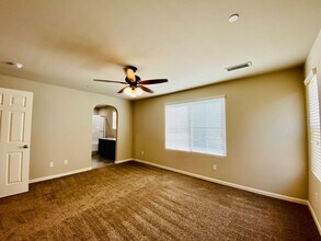 1323 Joy Dr in Clovis, CA - Building Photo - Building Photo