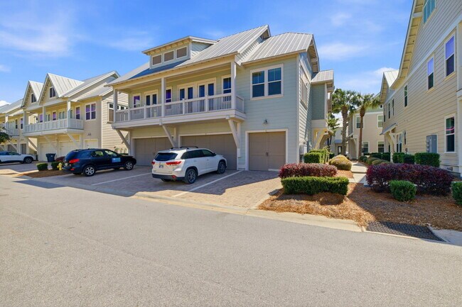 26 E Pine Lands Lp in Inlet Beach, FL - Foto de edificio - Building Photo
