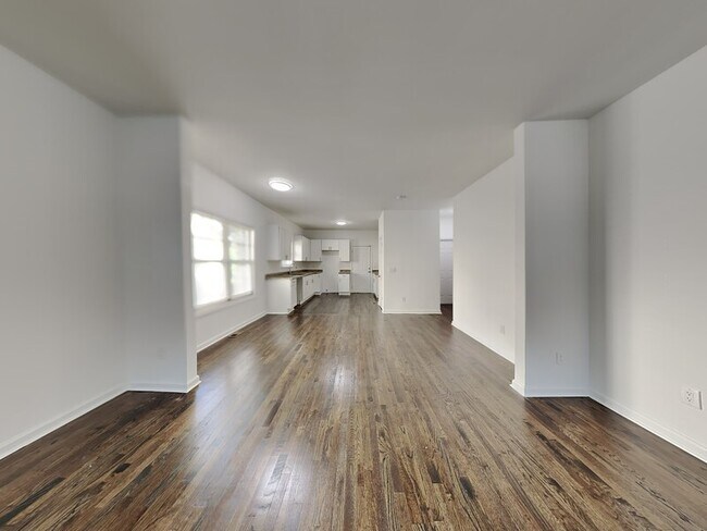 869 Hollywood Rd NW in Atlanta, GA - Building Photo - Building Photo
