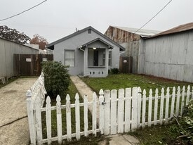 222 A St in Marysville, CA - Building Photo