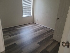 7907 Crescent Village Ln in Richmond, TX - Building Photo - Building Photo