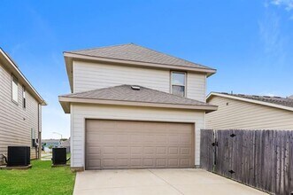 5541 Eagle Point Dr in Fort Worth, TX - Building Photo - Building Photo