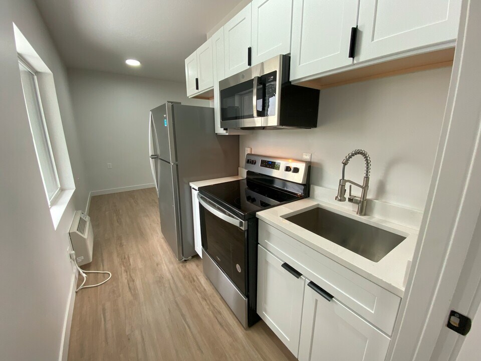 404 E 5600 S, Unit 306 in Murray, UT - Building Photo
