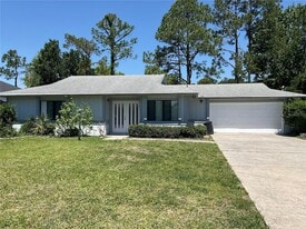 7 Warren Pl in Palm Coast, FL - Building Photo