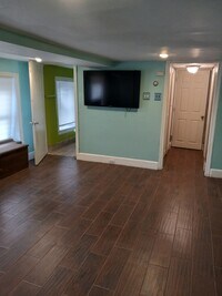 1227 S 59th St, Unit EFFICENCY photo'