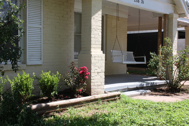 2118 26th St in Lubbock, TX - Building Photo - Building Photo