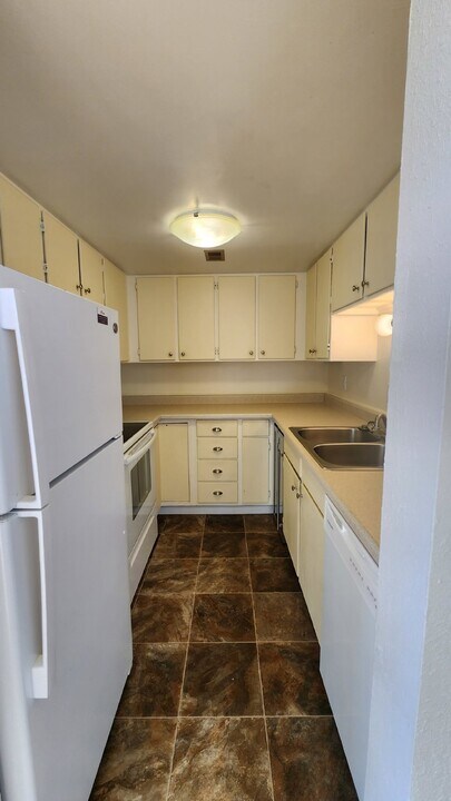2300 14th Ave S, Unit #24 in Great Falls, MT - Building Photo