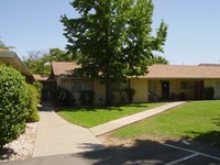 306 S Minahen St in Napa, CA - Foto de edificio - Building Photo