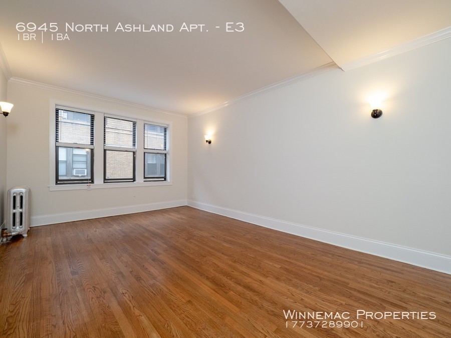 6945 N Ashland Ave in Chicago, IL - Building Photo