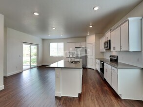 8244 Joyce St in Arvada, CO - Building Photo - Building Photo