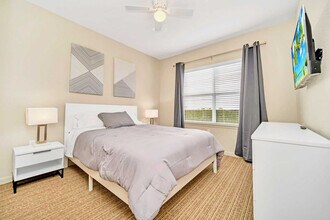 14200 Avalon Rd in Winter Garden, FL - Building Photo - Building Photo