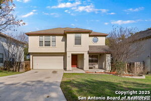 16002 Walnut Creek Dr in San Antonio, TX - Building Photo