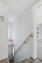 216 W William St, Unit 201 in Corning, NY - Building Photo - Building Photo